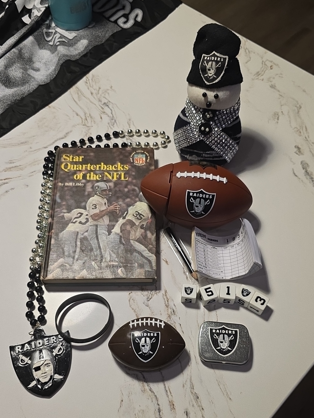 Oakland/Las Vegas Raiders Fan Bundle — Black & Silver Team NFL Mendoza